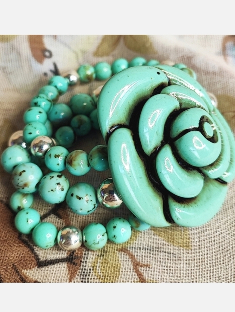 Carved Rose Triple Strand Beaded Stretch Bracelet Lacquered Silver Tone Artisan